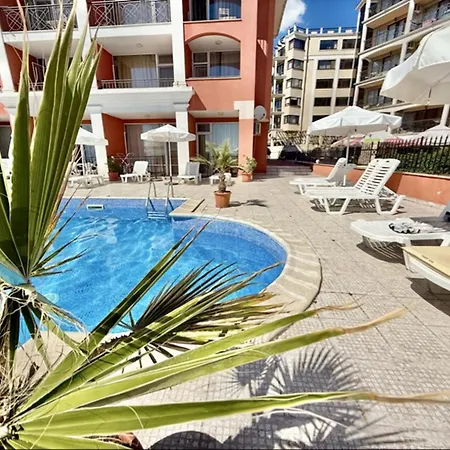 Апартаменты Carina - Menada *