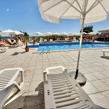 Appartamento Carina - Menada