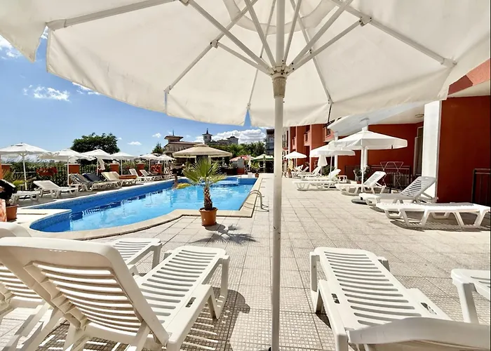 Carina - Menada Slantchev Briag