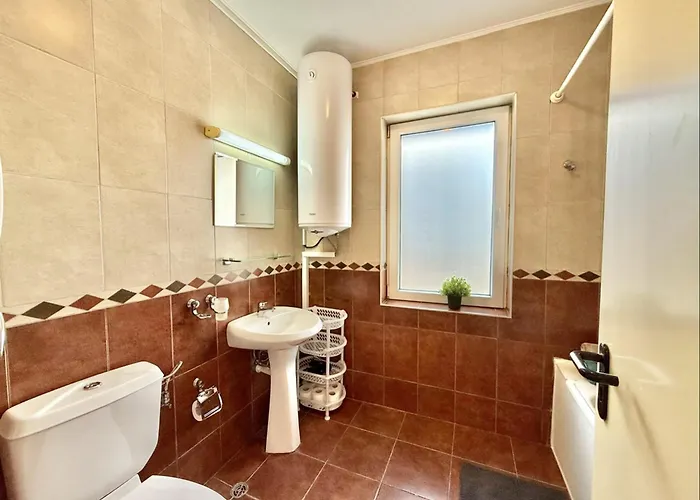 Carina - Menada Slantchev Briag